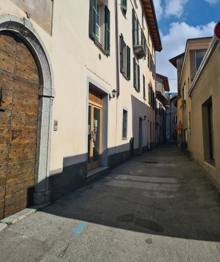 Gemini House On Lake Como Mandello del Lario Bagian luar foto